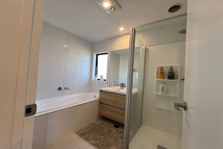 Photo of property in 10 Kitea Place, Mangere, Auckland, 2022