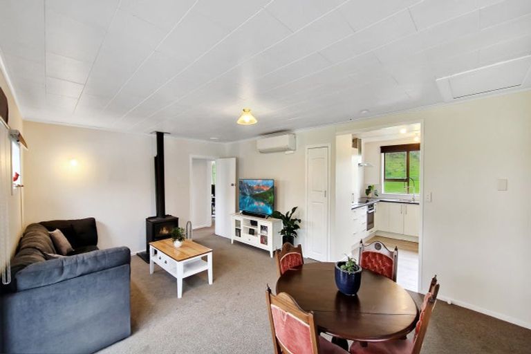 Photo of property in 125a Hickford Road, Foxton, 4893