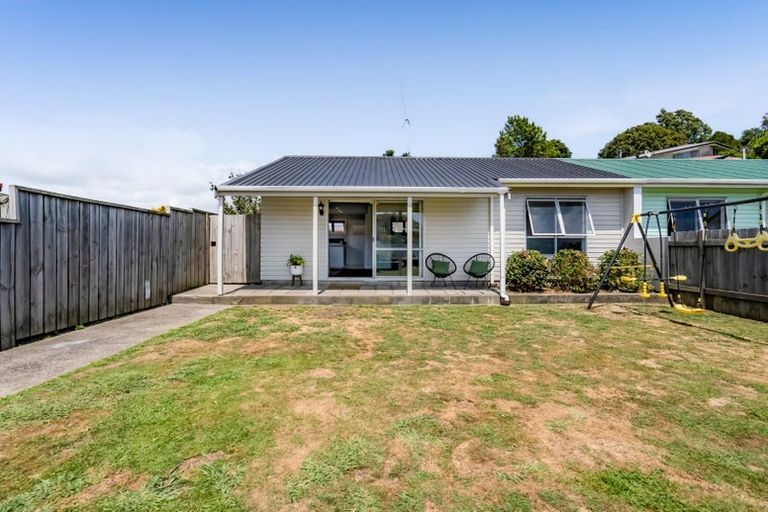 Photo of property in 1/8 Ross Place, Blagdon, New Plymouth, 4310