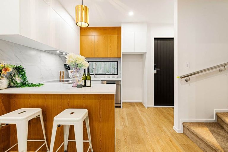 Photo of property in 208e Ti Rakau Drive, Pakuranga Heights, Auckland, 2010