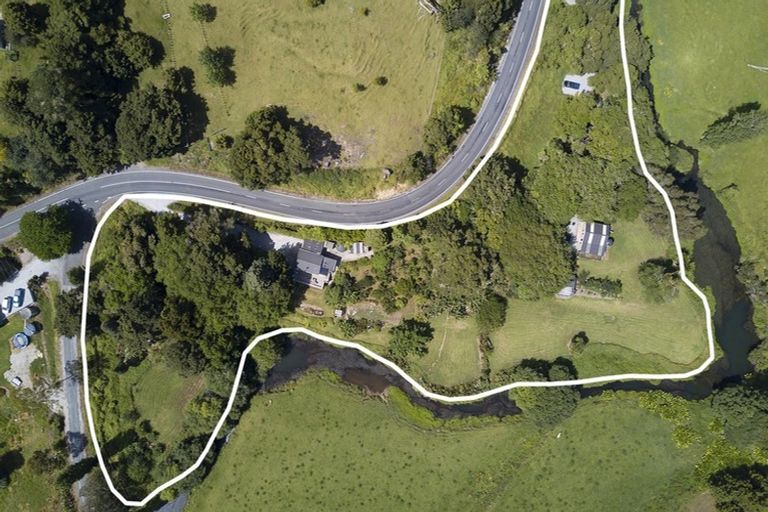 Photo of property in 903 Fairburn Road, Kaitaia, 0482