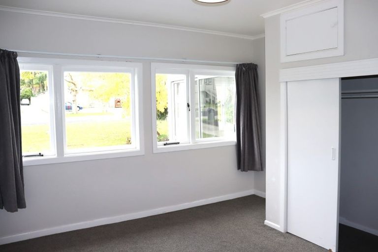 Photo of property in 9 Menary Street, Papakura, 2110