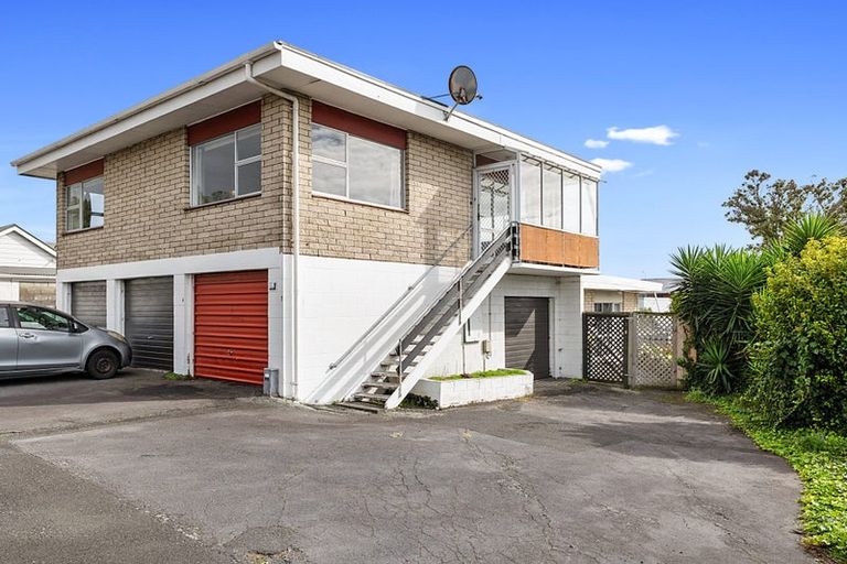 Photo of property in 1/194 Powderham Street, New Plymouth, 4310