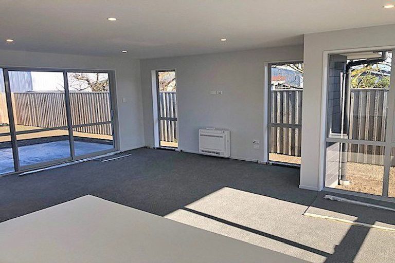 Photo of property in 4 Grey View Grove, Rangiora, 7400