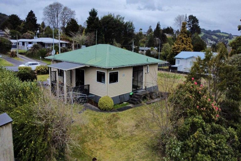 Photo of property in 38 Golf Road, Taumarunui, 3920