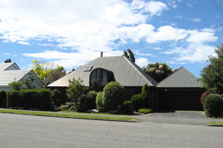 Photo of property in 30 Wittys Road, Avonhead, Christchurch, 8042