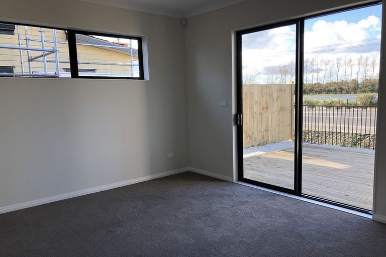 Photo of property in 23 Sapwood Crescent, Takanini, 2110