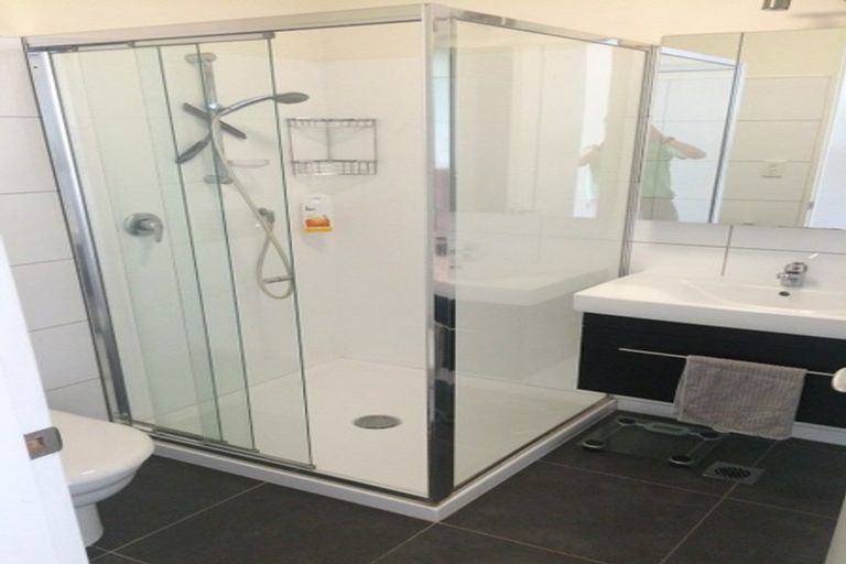 Photo of property in 25u1 Home Street, Mount Victoria, Wellington, 6011