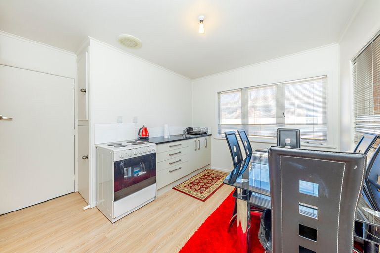 Photo of property in 26 Graeme Avenue, Mangere East, Auckland, 2024