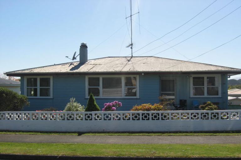 Photo of property in 325 Hazelmere Crescent, Te Awamutu, 3800