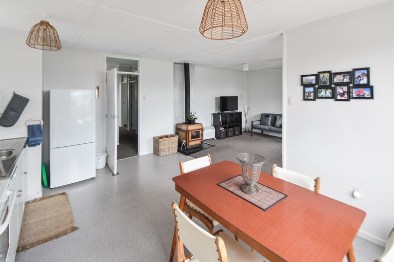 Photo of property in 42 Omahau Crescent, Twizel, 7901