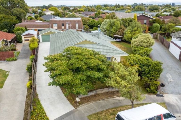 Photo of property in 17 Omega Place, Casebrook, Christchurch, 8051