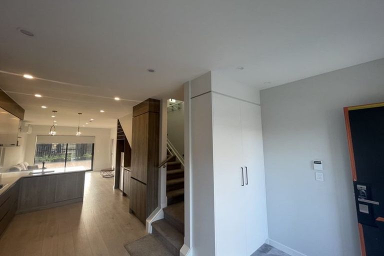 Photo of property in 9 Pilot Drive, Hobsonville, Auckland, 0616