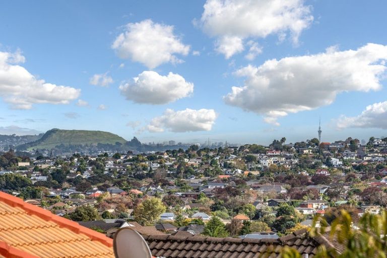 Photo of property in 2/67 Simmental Crescent, Somerville, Auckland, 2014