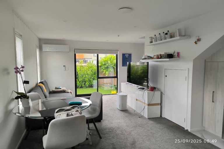 Photo of property in 7/4 Johnston Grove, Taita, Lower Hutt, 5011