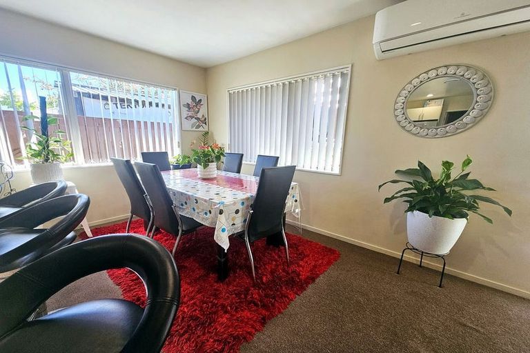 Photo of property in 3/331 Massey Road, Mangere East, Auckland, 2024