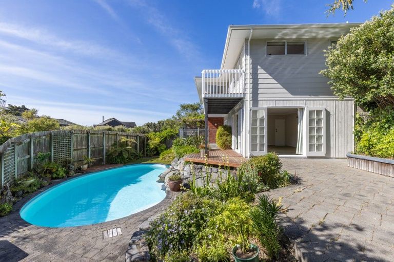 Photo of property in 10 Bosun Terrace, Whitby, Porirua, 5024