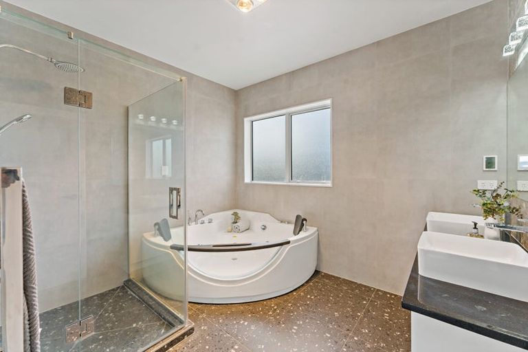 Photo of property in 144 Lisle Farm Drive, Pukekohe, 2120