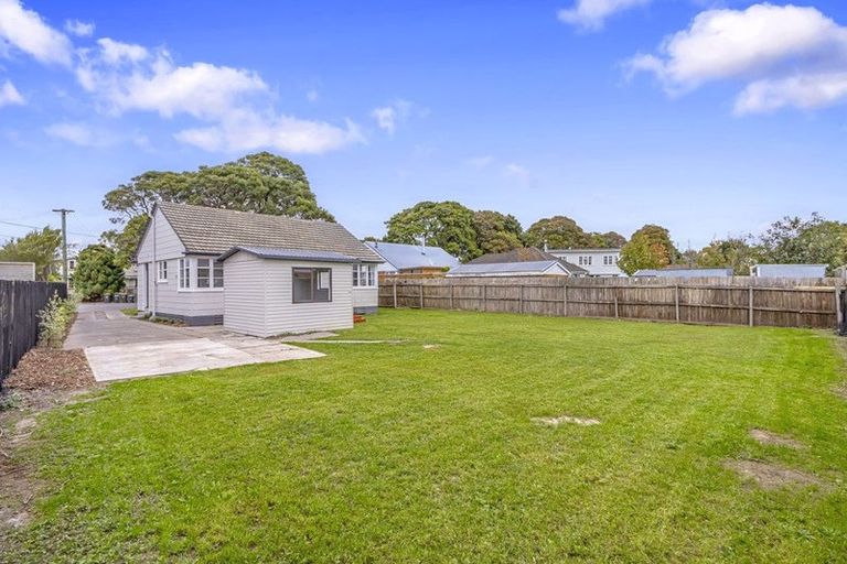 Photo of property in 25 Bramwell Street, Dallington, Christchurch, 8061