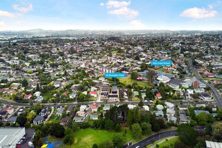 Photo of property in 10/52 Newington Road, Henderson, Auckland, 0612