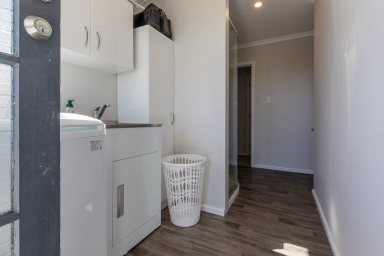 Photo of property in 18 Woburn Street, Waipukurau, 4200