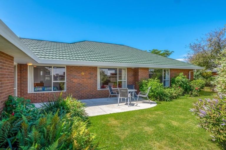 Photo of property in 52 Kedleston Drive, Avonhead, Christchurch, 8042