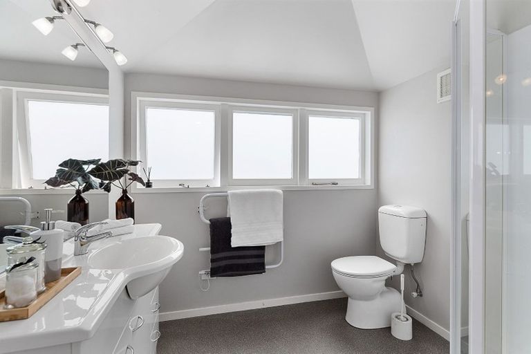 Photo of property in 56 Mitchell Street, Brooklyn, Wellington, 6021