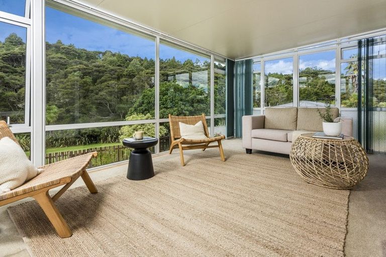 Photo of property in 64 Eskdale Road, Birkdale, Auckland, 0626