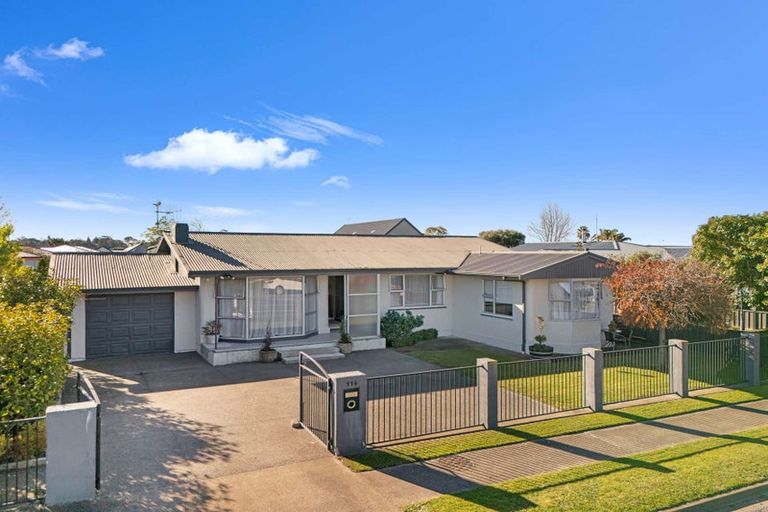 Photo of property in 114 Wharerangi Road, Greenmeadows, Napier, 4112
