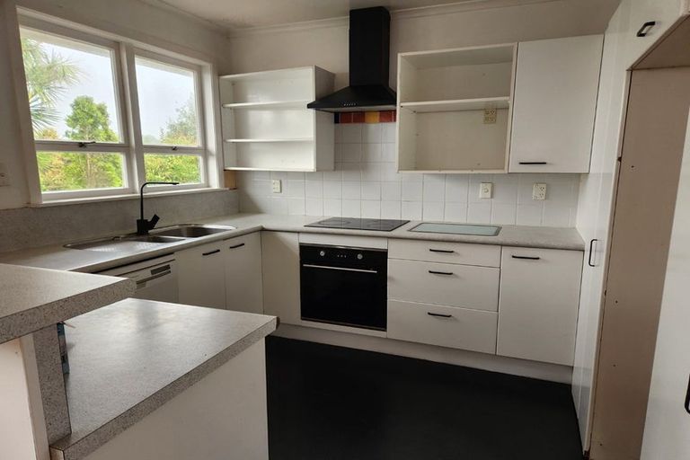 Photo of property in 77 Royal Road, Massey, Auckland, 0614