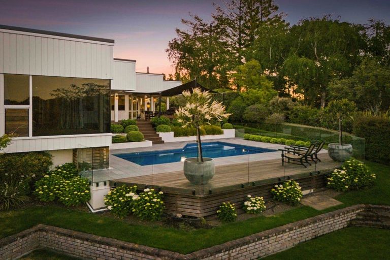 Photo of property in 119 Te Mata Peak Road, Havelock North, 4130