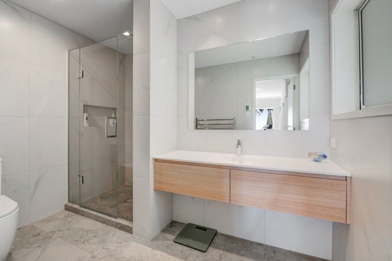 Photo of property in 11 Elgin Place, Red Beach, 0932
