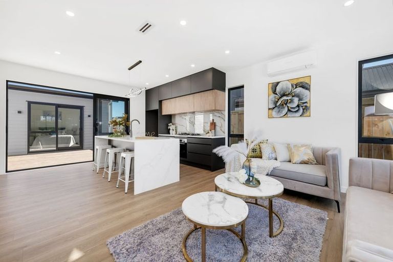 Photo of property in 14 Kobe Street, Karaka, 2580