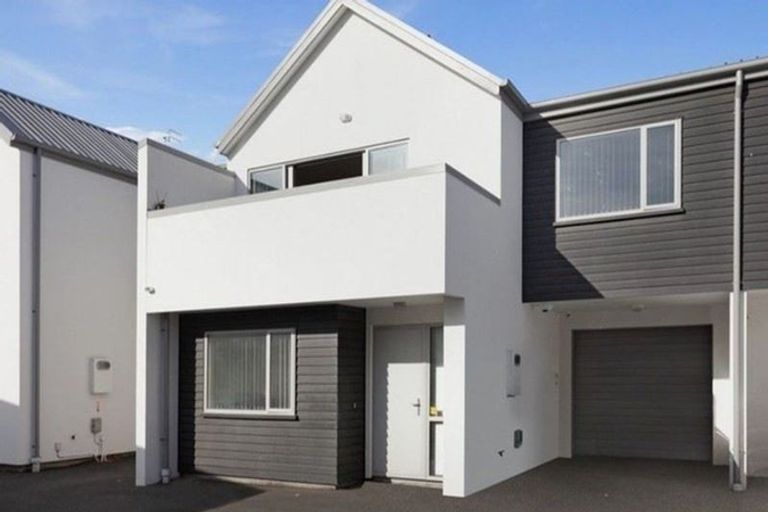 Photo of property in 264h Stanmore Road, Richmond, Christchurch, 8013