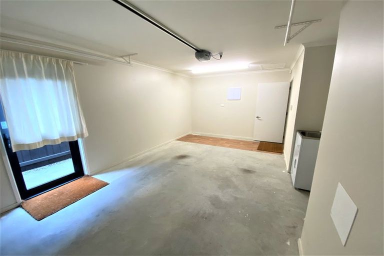 Photo of property in 19 Lightbody Lane, Wigram, Christchurch, 8042