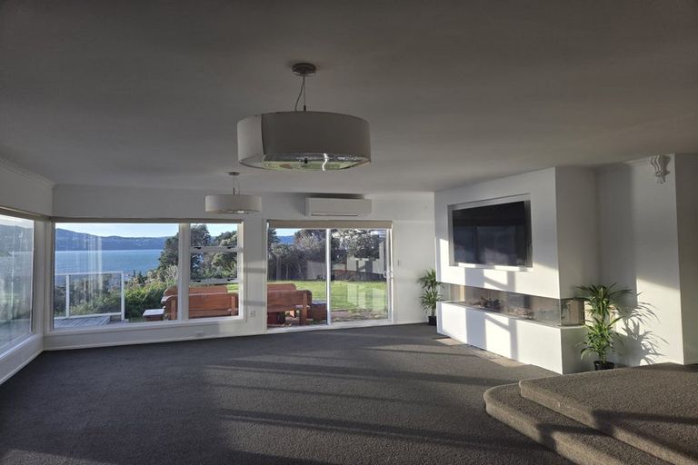 Photo of property in 103 Maupuia Road, Maupuia, Wellington, 6022