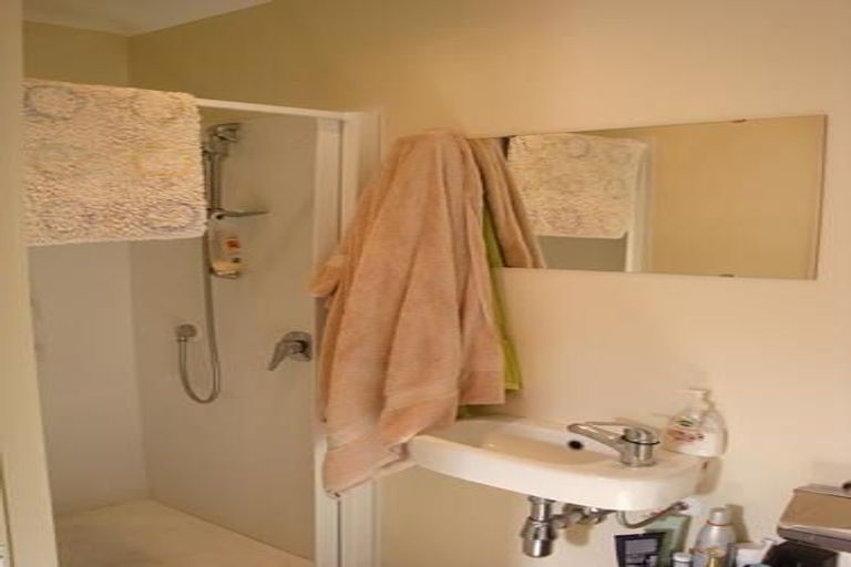 Photo of property in 66c Constable Street, Newtown, Wellington, 6021