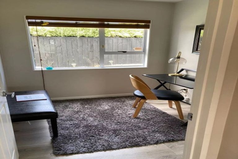 Photo of property in 313 Hobsonville Road, Hobsonville, Auckland, 0618