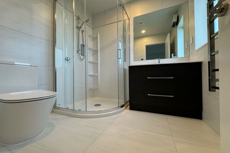 Photo of property in 40b Knightsbridge Drive, Forrest Hill, 0620