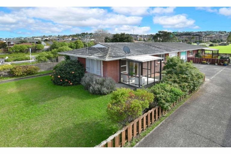 Photo of property in 1/105 Florence Avenue, Orewa, 0931