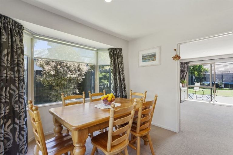 Photo of property in 10 Beechwood Drive, Northwood, Christchurch, 8051