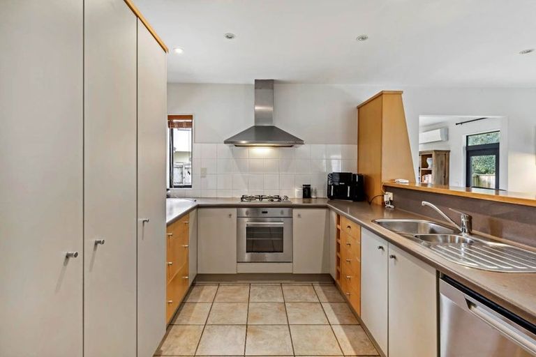 Photo of property in 6 Widdison Place, Albany, Auckland, 0632