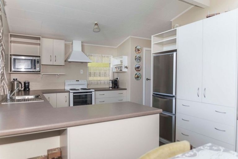 Photo of property in 321 High Street, Dannevirke, 4930