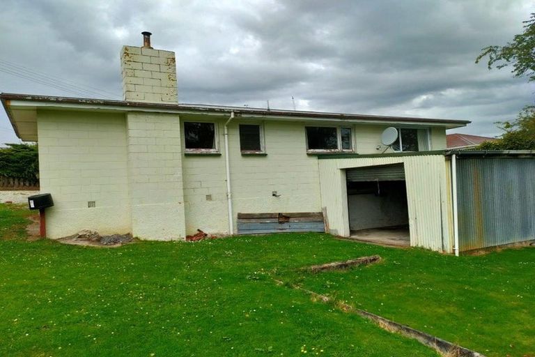 Photo of property in 109 Main Road, Wainuiomata, Lower Hutt, 5014