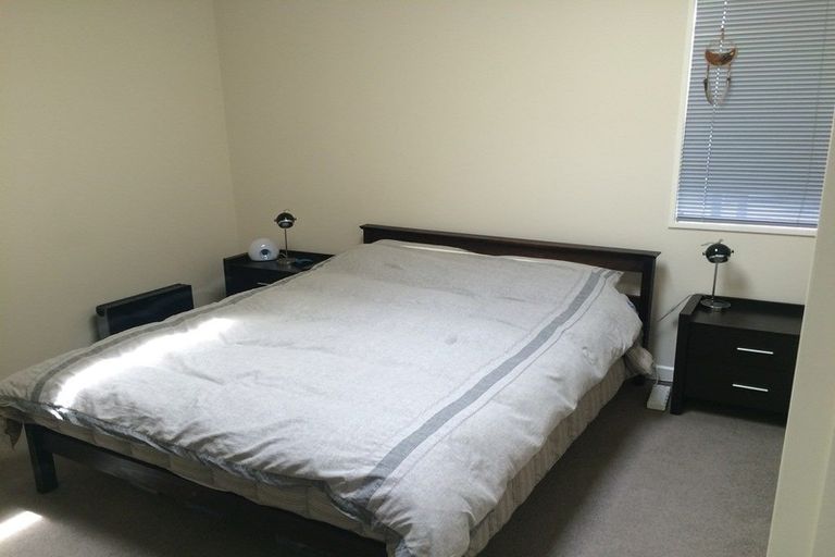 Photo of property in 25u1 Home Street, Mount Victoria, Wellington, 6011