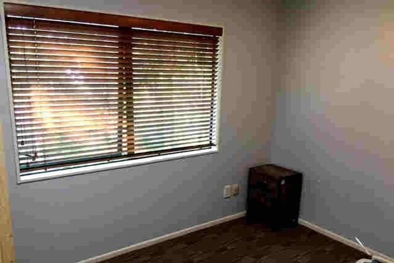 Photo of property in 24a Croydon Road, New Lynn, Auckland, 0600