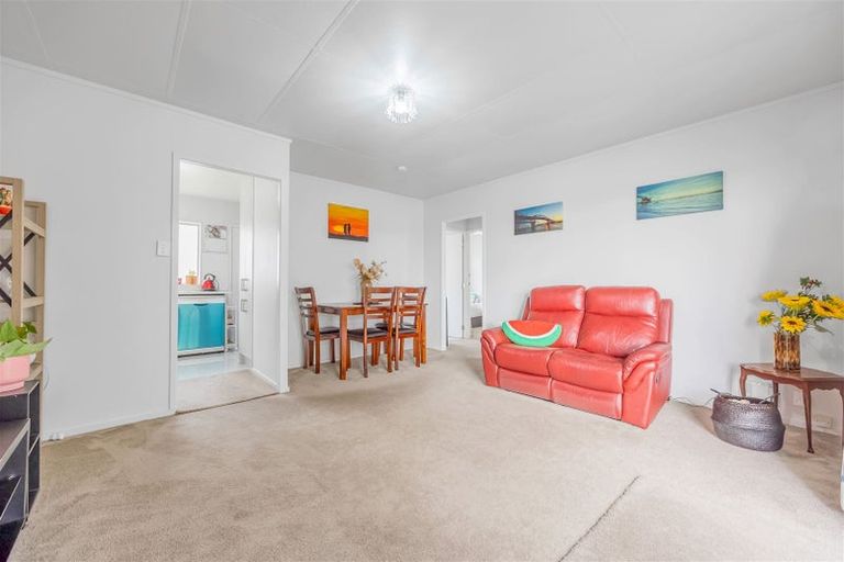 Photo of property in 5/98 Birkdale Road, Birkdale, Auckland, 0626