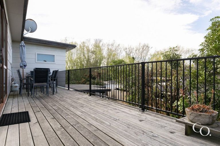 Photo of property in 19 Gillies Crescent, Waimarama, Havelock North, 4294