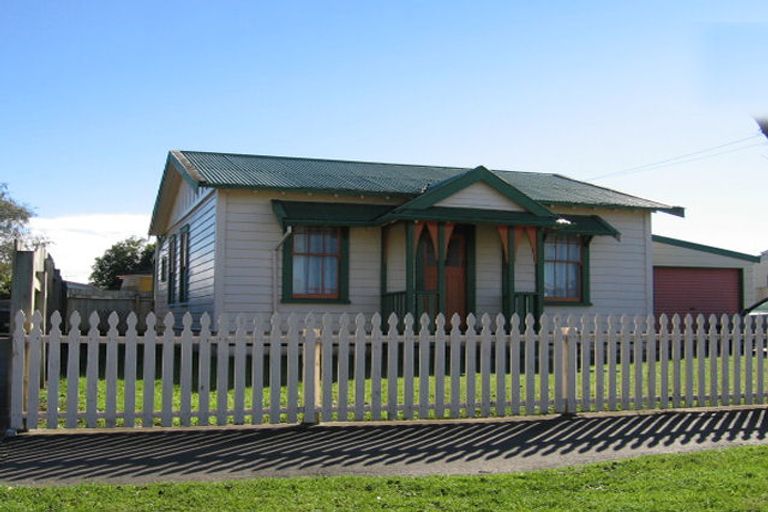 Photo of property in 18 Fairs Road, Milson, Palmerston North, 4414