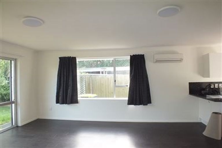 Photo of property in 2/127 Mackenzie Avenue, Woolston, Christchurch, 8023